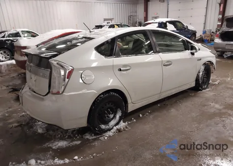 2013 Toyota Prius Plug-In z USA, uszkodzony, nr VIN JTDKN3DP7D3031642